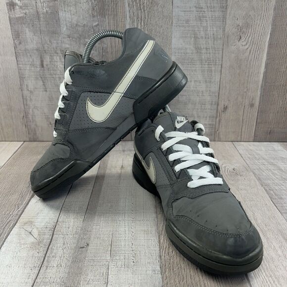 Nike Delta Force Low Sneaker Athletic Shoes Gray Size 6Y Kids I 7.5 Women's - Picture 2 of 16
